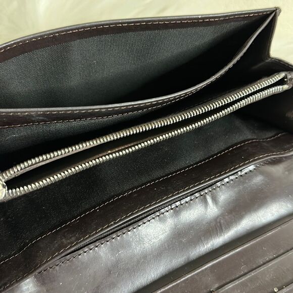 💯Authentic Fendi Long Wallet 🍀 - Picture 10 of 16